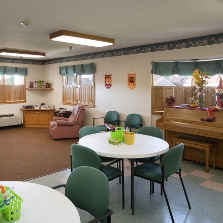 Virtual Tour of Diakon Adult Day Services at Ravenwood - Learn More